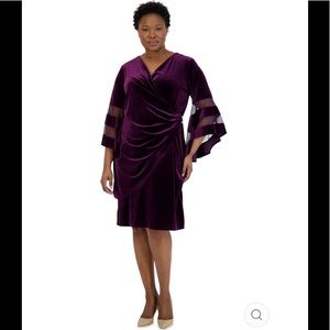 NWT,R&M Richards Stretch Velvet Bell Sleeved Cocktail Dress-plus.plum color